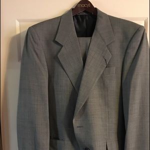 Macy’s Louis Raphael Suit NEW